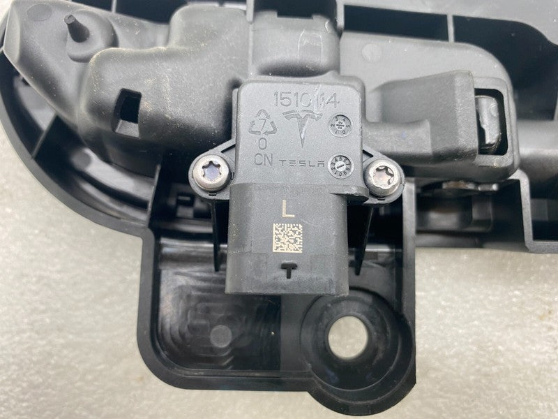 152811400D ⭕ 2020-2023 Tesla Model 3 Front or Rear Left Outside Door Handle LH 1528114-00-D