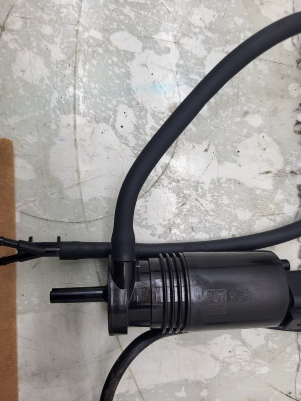 111016400B ⭕ 17-23 Model 3 Y Windshield Screen Wiper Washer Motor w/ Harness 1110164-00-B