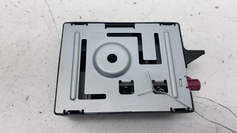 ⭕ 2018 BMW i3 I01 Antenna Emergency Amplifier Computer Control Module 