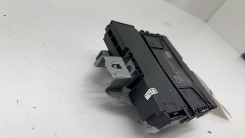 8674010010 ⭕ 18-21 Toyota C-HR Telephone Transceiver Control Module w/ Bracket 86740-10010