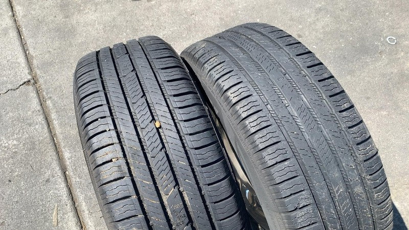 5RJ43TRMAB ⭕ 17-18 Chrysler Pacifica Wheel Rim Alloy 18" inch 18x7.5J w/ Tire x2 5RJ43TRMAB