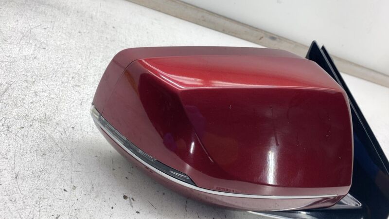 Does not apply 2016-2017 Cadillac XTS Passenger Side Door Mirror w/ Puddle Lamp & Camera Right