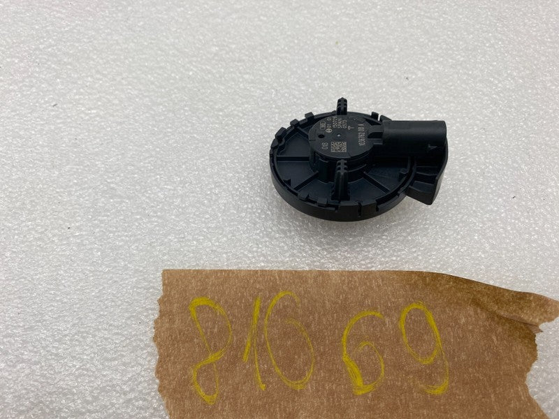 1036762 00 A ⭕ 2017-2023 Model 3 Right or Left Door Impact Crash Pressure Sensor 1036762-00-A