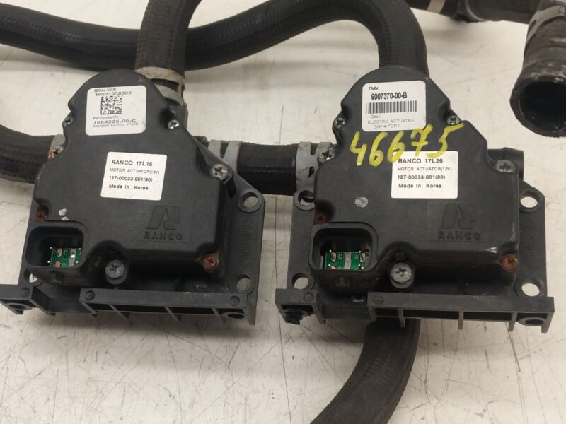 2016-2020 Tesla Model X MX Coolant Pump 3 & 4-Way Valve Actuator Motor w/ Hose