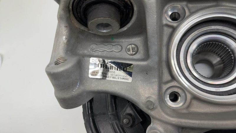 9Y0907616 ⭕2024 Porsche Cayenne Rear Left Spindle Knuckle w/ Rotor & Actuator (PARTS ONLY)