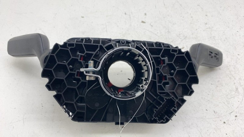 ⭕ 2025 Rivian R1S Steering Column Clockspring Combination Switch PT006