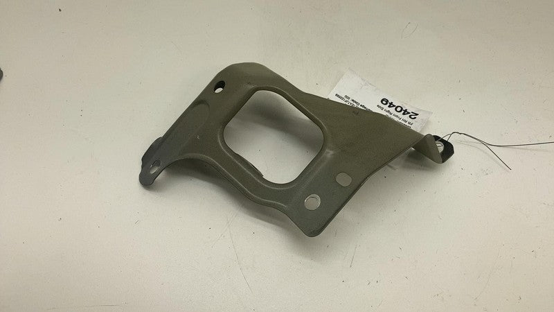 ⭕2017-2023 Tesla Model 3 M3 Front Passenger Side Fender Support Bracke