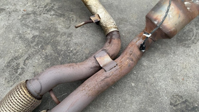 ⭕ 2018-2021 Lincoln Navigator Left & Right Side Exhaust Front Pipe Tub