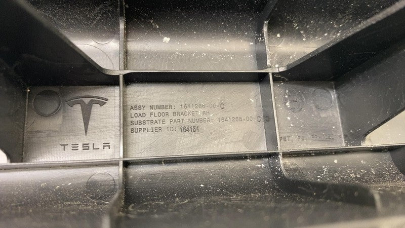 ⭕ 20-23 Model Y Right Side Trunk Luggage Compartment Floor Bracket 164