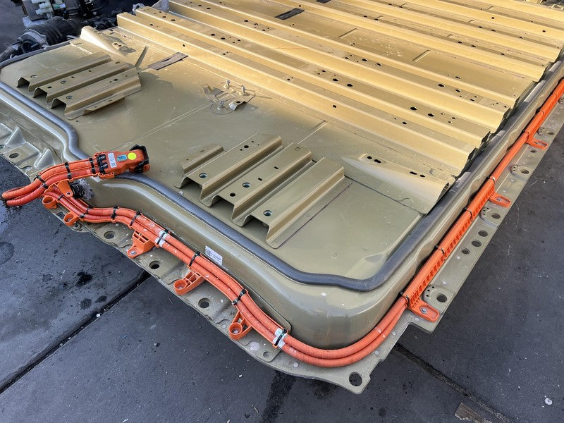 ⭕ Tesla Cybertruck Beast Battery Pack 800V High Voltage 1783970-TX-E 2