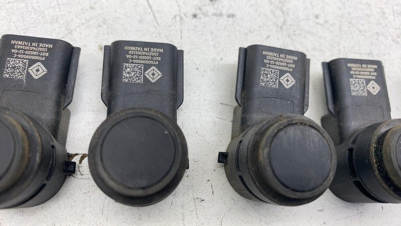 PT00509504C ⭕ 2025 Rivian R1S SET of Bumper Park Assist Sensors (6x) OEM PT00509504-C