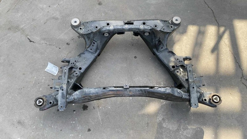 Crossmember/cradle/undercarria TESLA MODEL 3 23