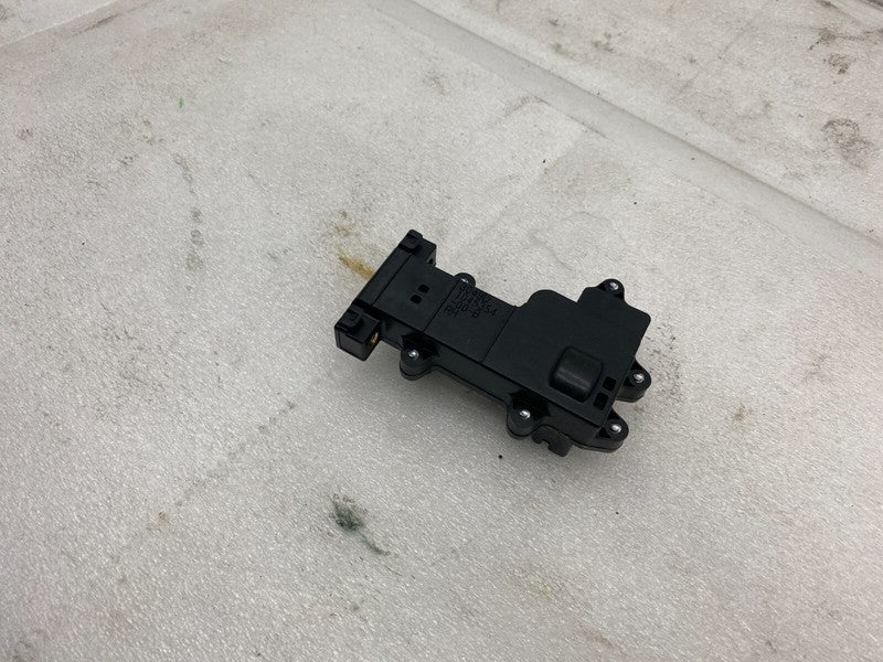 ⭕ 16-26 Model X Front Right Door Pop Actuator Control Module Unit 1045