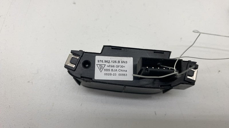 976962125B-6N3 ⭕2024 Porsche Cayenne Central Locking System Safety Switch Control 976962125B6N3