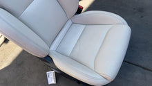 ⭕2016-2020 Tesla Model S Front Right 1st Row Seat Upper & Lower Cushion Assembly