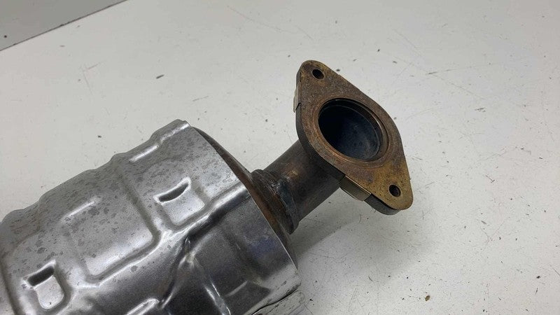 68629868AA ⭕ 2023-2025 Pacifica Exhaust & Catalytic Converter Manifold 10k miles 68629868AA