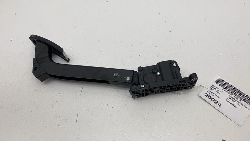 PT00002543 F ⭕ 2022 2023 2024 Rivian R1S R1T Accelerator Gas Foot Pedal w/ Sensor PT00002543F