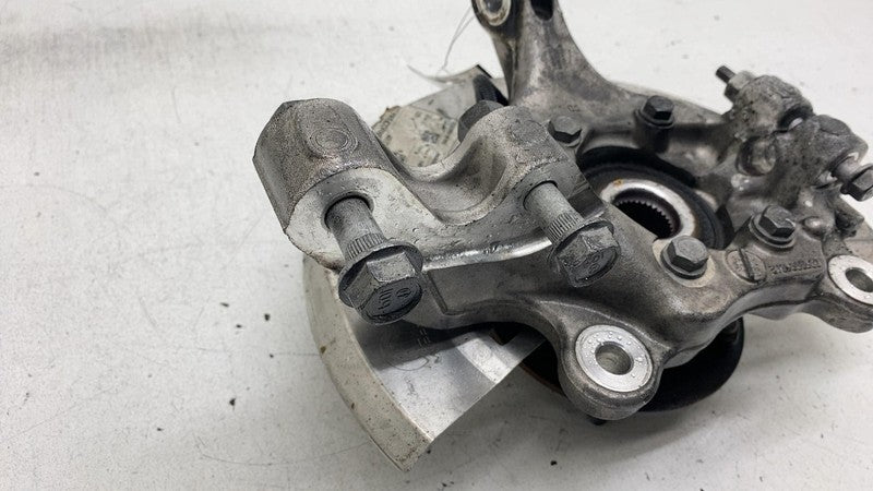 2017-2024 Chrysler Pacifica Front Right Spindle Knuckle Hub + Dust Shield LH FWD