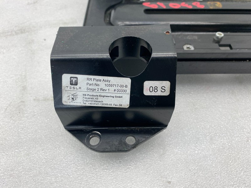 105971700B ⭕2016-2020 Tesla Model X Rear Left 2nd Row Seat Frame Plate Catcher 1059717-00-B