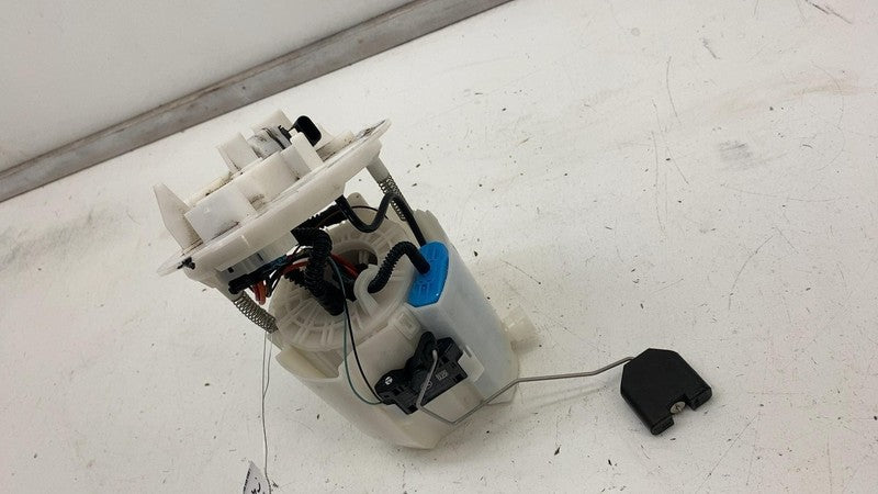 A2054704900 ⭕ 2017-2023 Mercedes-Benz C300 W205 Engine Fuel Gas Tank Pump Unit A2054704900