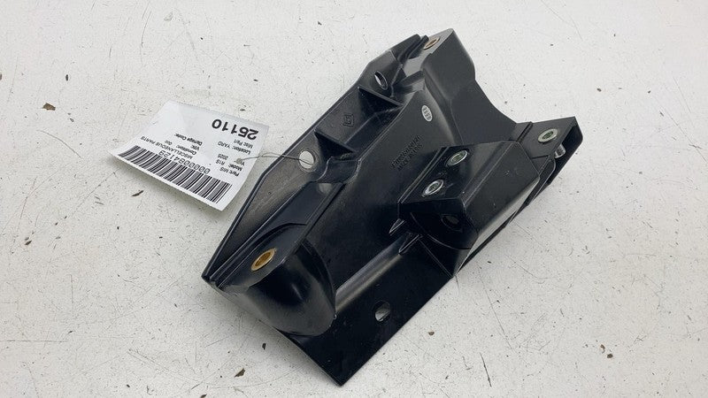 PT00591650 ⭕2025 Rivian R1S Front Right Strut Tower Support Brace Bar Bracket LH PT00591650