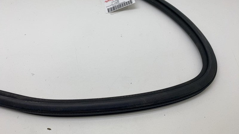 ⭕ 2022-2024 Rivian R1T R1S Front Driver Side Door Weatherstrip Rubber Seal Left