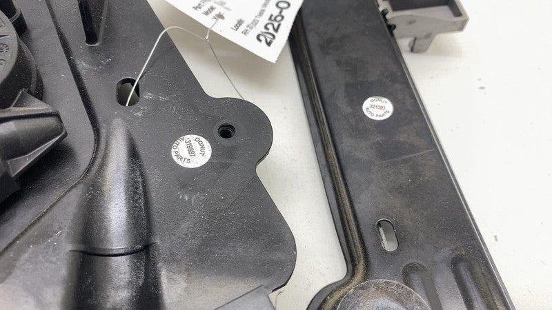 109662110F ⭕ 2017-2023 Tesla Model 3 Front Right Door Window Regulator & Motor 1096621-10-F