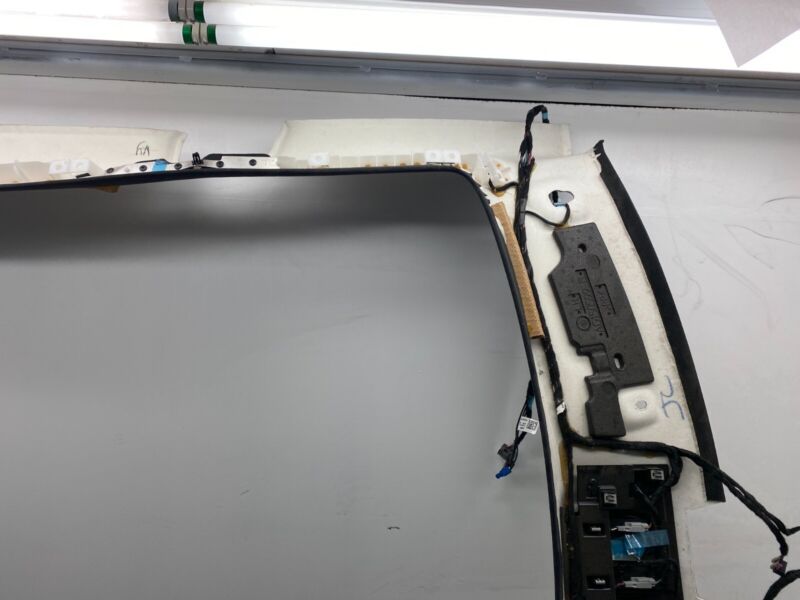 1037523-00-T 2016-2020 Tesla Model S MS Panoramic Sun Roof Ceiling Moonroof Headliner Black