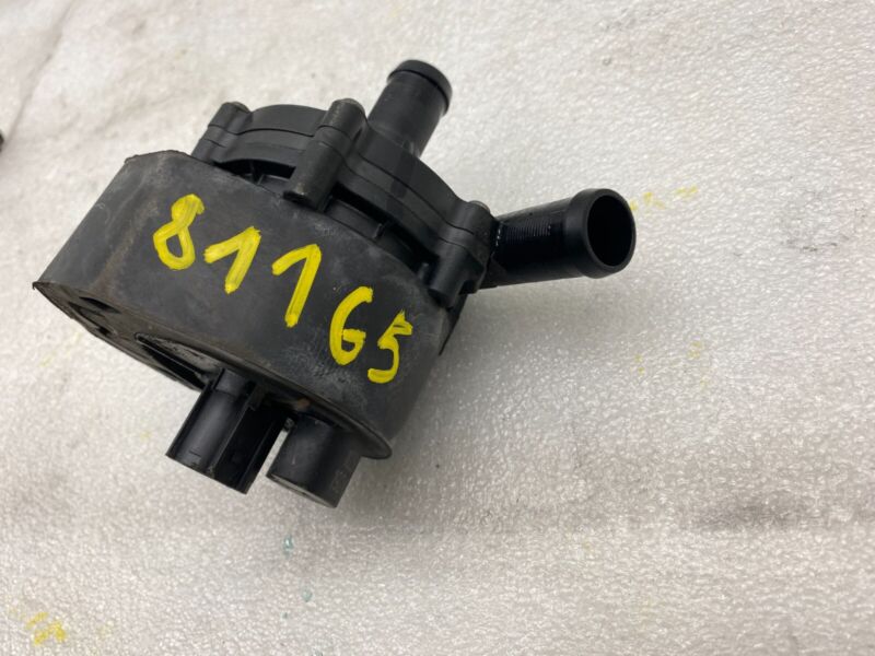 2016-2020 Tesla Model S X Cooling System Auxiliary Water Coolant Pump FWD Assy