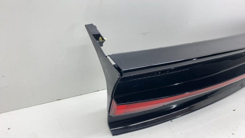 ⭕ 2023 2024 Toyota Prius Tailgate Liftgate Back Door Center Tail Light Lamp Bar