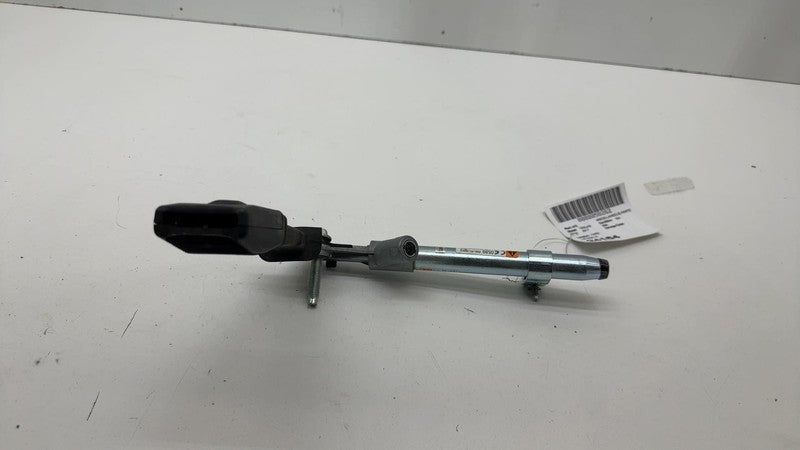 100453205F ⭕16-20 Tesla Model X Front Left Seat Belt 1st Row Lap Pretensioner 1004532-05-F