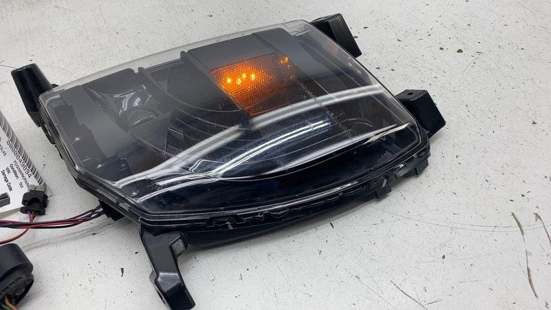 100599500D 2012-2020 Tesla Model S Front Driver Side LED Fog Light Cornering Lamp Left Assy