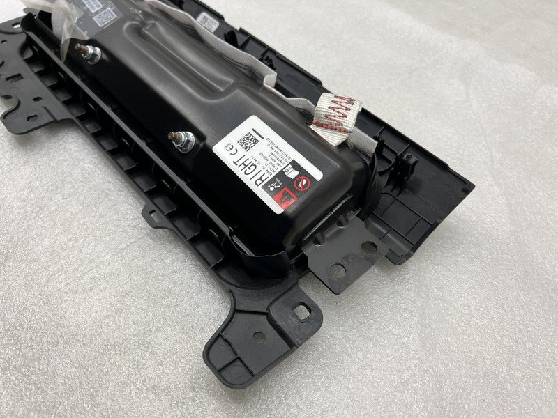 1077826-00-D ❇️17-23 Tesla Model Y 3 Right Knee Airbag Passenger Safety Module RH OEM 1077826