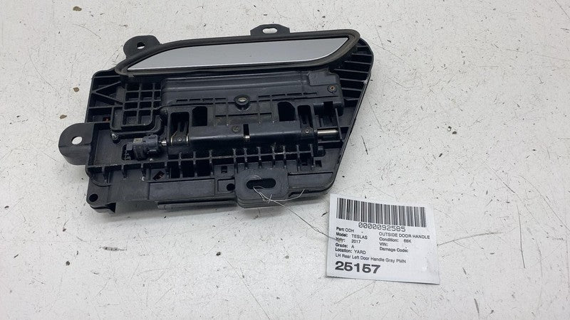 ⭕17-20 Model S Rear Left Exterior Door Handle Outer GEN3 Gray PMNG 110