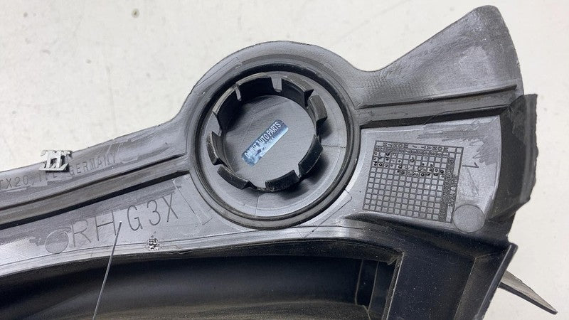 ⭕ 2018 2019 BMW 530e Front Right Engine Compartment Rubber Gasket Flap