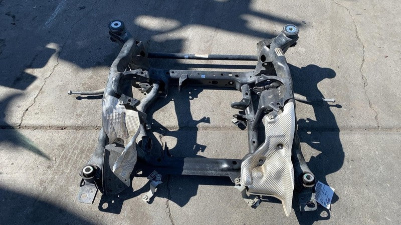 2016-2019 Mercedes-Benz GLE350 Subframe Crossmember Front Engine Cradle RWD OEM