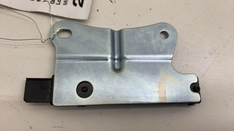 ⭕ 2018-2021 Lincoln Navigator Receiver Control Module w/ Plate Support