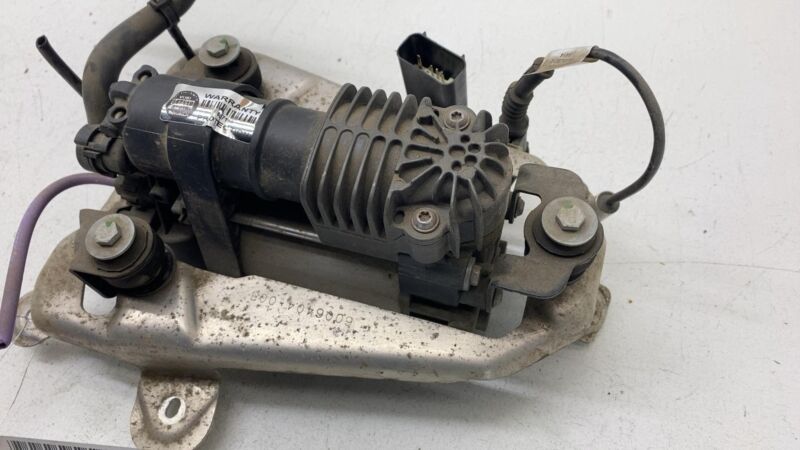 2012 2013 2014 2015 Tesla Model S MS Air Suspension Compressor Pump w/ Bracket
