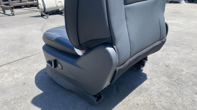 ⭕ 21-24 Ford Mustang Mach-E Front Driver Side 1st Row Seat Leather Bla