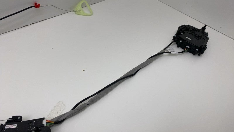 C56792-103 2021 BMW 530e G30 Rear Tailgate Trunk Lid Liftgate Lock Latch Actuator Mechanism