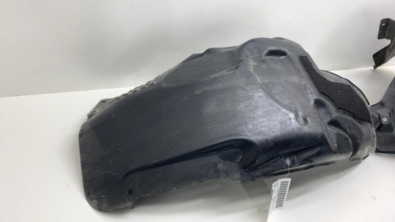 156975600B 2021-2024 Tesla Model S Front Left Wheel Arch Fender Liner Splash Shield Guard