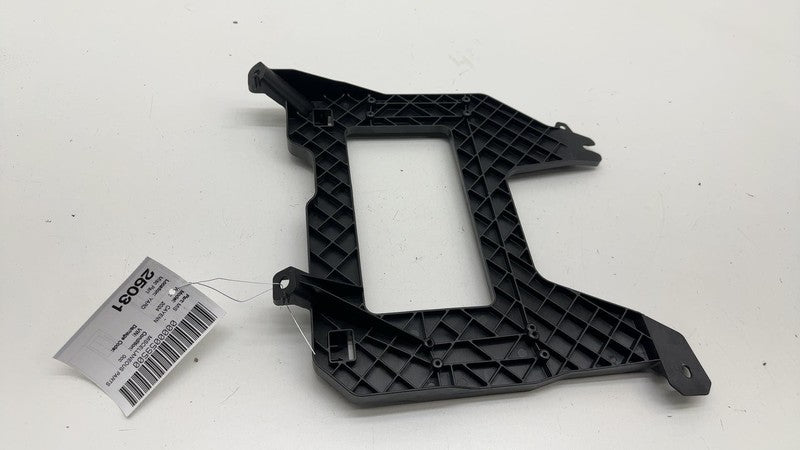 ⭕ 2019-2024 Porsche Cayenne Sound Amplifier Retainer Bracket Holder 4M