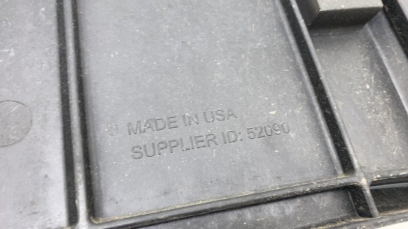 PT00002532 ⭕ 2022-2024 Rivian R1T Tailgate Rear Bed Sill Flap Trim Panel Cover PT00002532