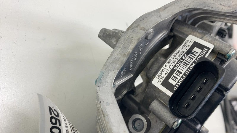 ⭕ 2024 Tesla Cybertruck  Windshield Wiper Motor Mechanism Assembly 185