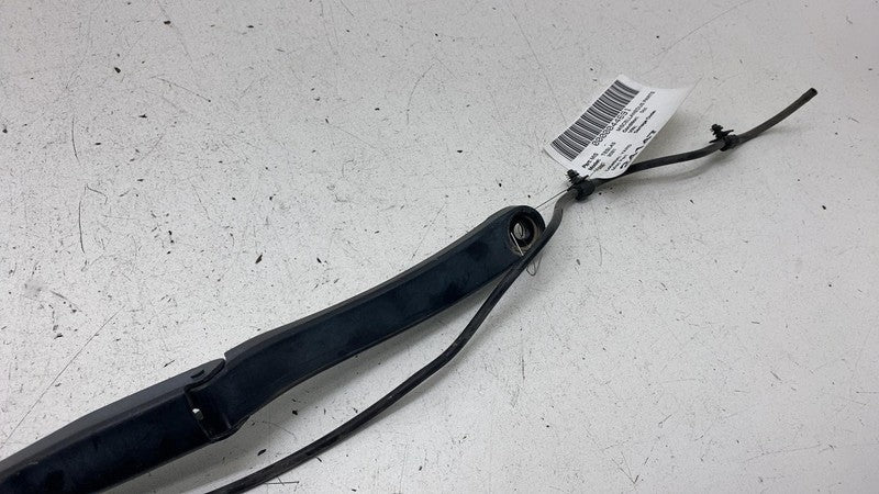 ⭕ 17-23 Tesla Model 3 Front Windshield Wiper Arm Right (No Blade) 1621