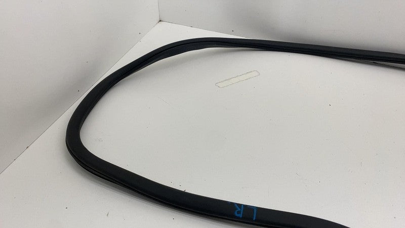 ⭕2017-2025 Chrysler Pacifica Rear Left Door Body Weatherstrip Rubber Seal LH OEM