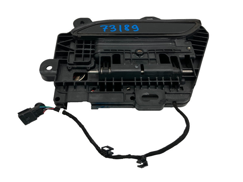 107188401A ⭕ 16-20 Model S Rear Driver Left Exterior Door Handle Outer GEN 3 1071884-01-A