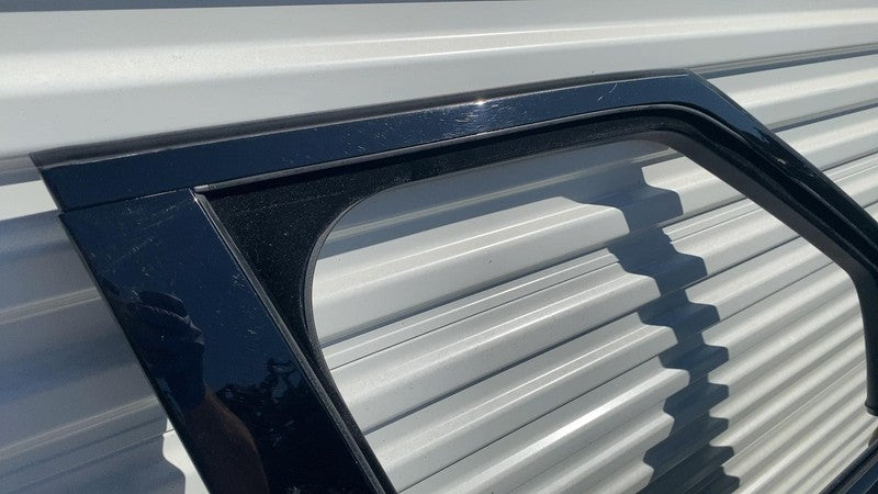 ⭕ 14-22 Range Rover Sport Front Passenger Door Shell Panel Right RH White LRC867