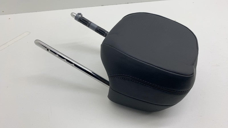 ⭕ 2018-2024 Porsche Cayenne Rear Left Or Right 2nd Row Headrest Black Head Rest