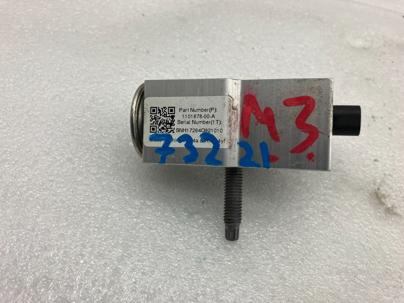 1101878 00 A ⭕ 17-23 Model 3 TXV Air Conditioner Heater Core Valve Tube Sensor 1101878-00-A